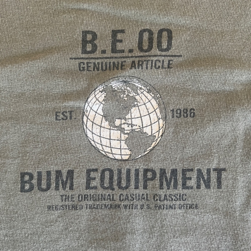 Vintage 90s BUM EQUIPMENT Khaki Green Long Sleeve Graphic Logo T-Shirt XL - Picture 3 of 8